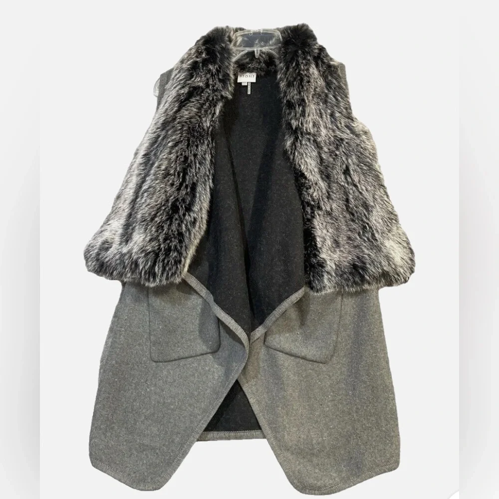 Sioni•size S/M•Shawl Vest•Faux-Fur Collar Size - Picture 2 of 8